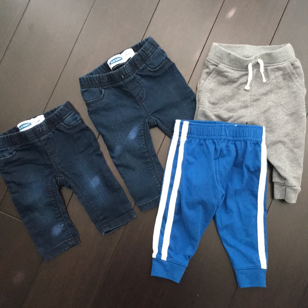 Old navy baby skinny jeans+ 2 sweats